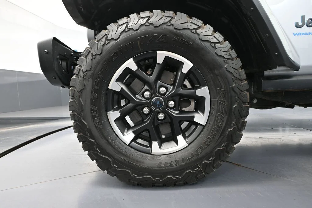 Certified Used 2024 Silver Jeep Rubicon 4xe image 22