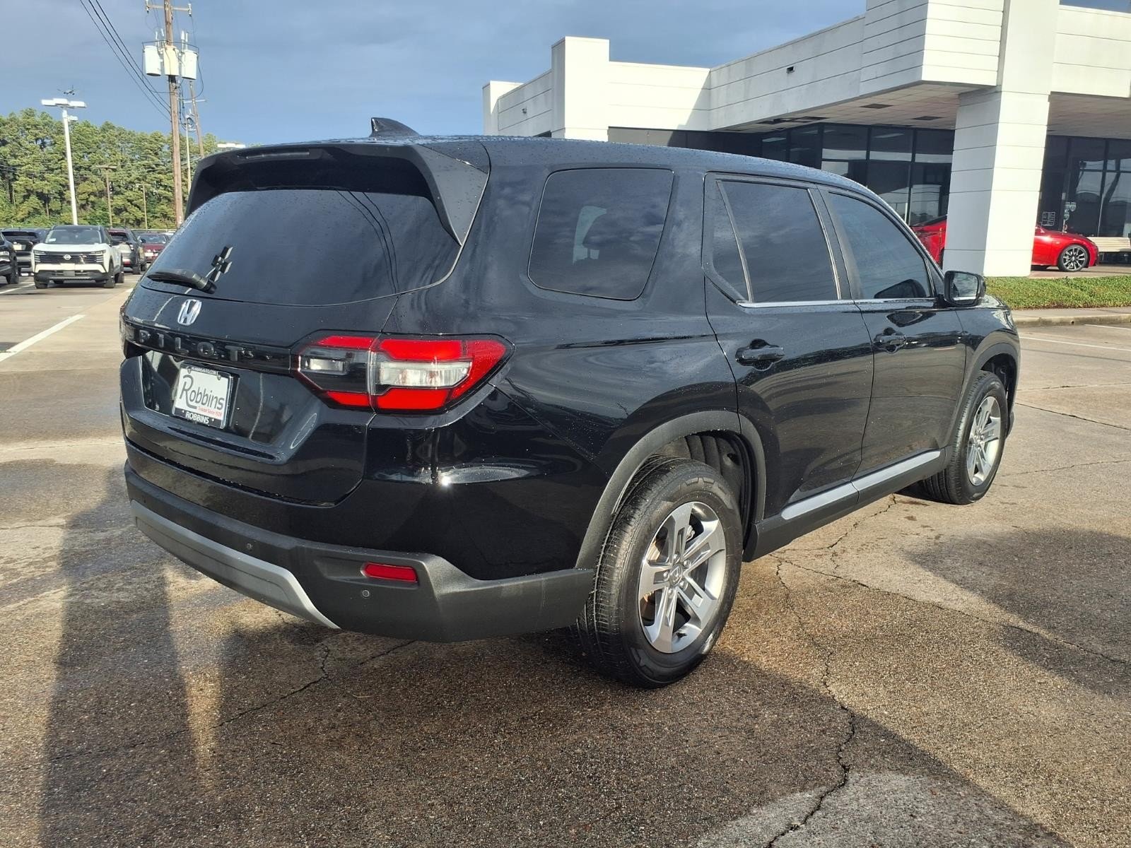 2026 Nissan Rogue photo 4 of 28