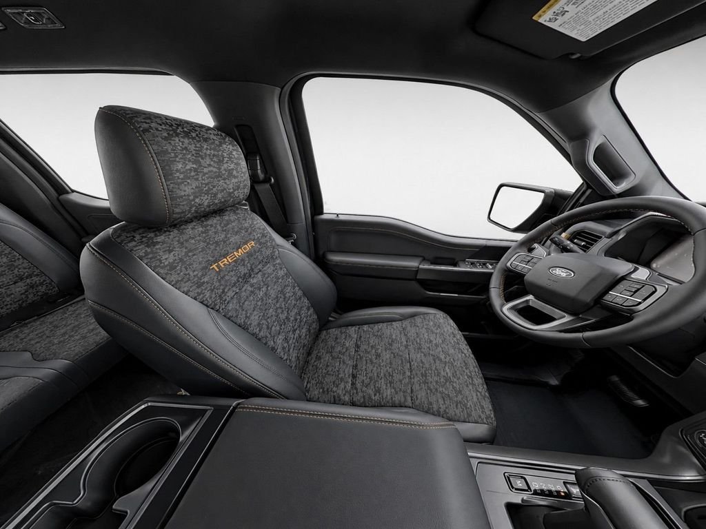 New 2026 Antimatter Blue Metallic Ford Tremor® image 9
