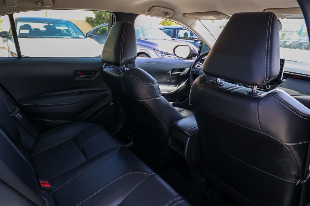 Used 2022  Toyota LE image 16