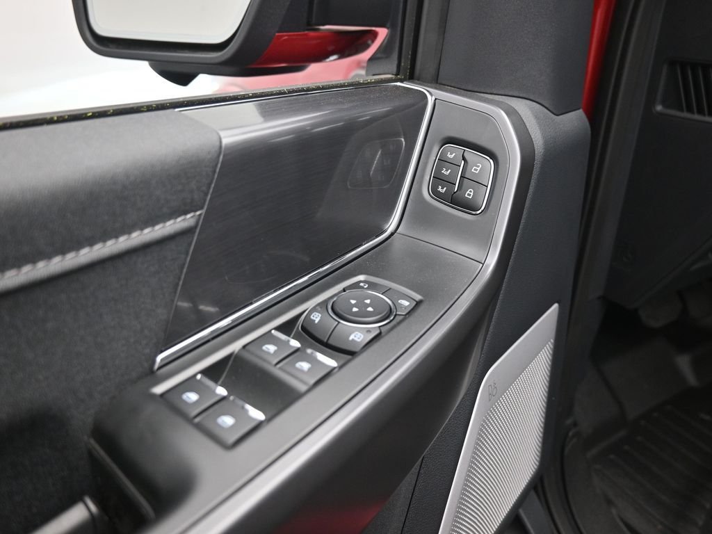 2025 Ford F-150 Lariat - Photo 11