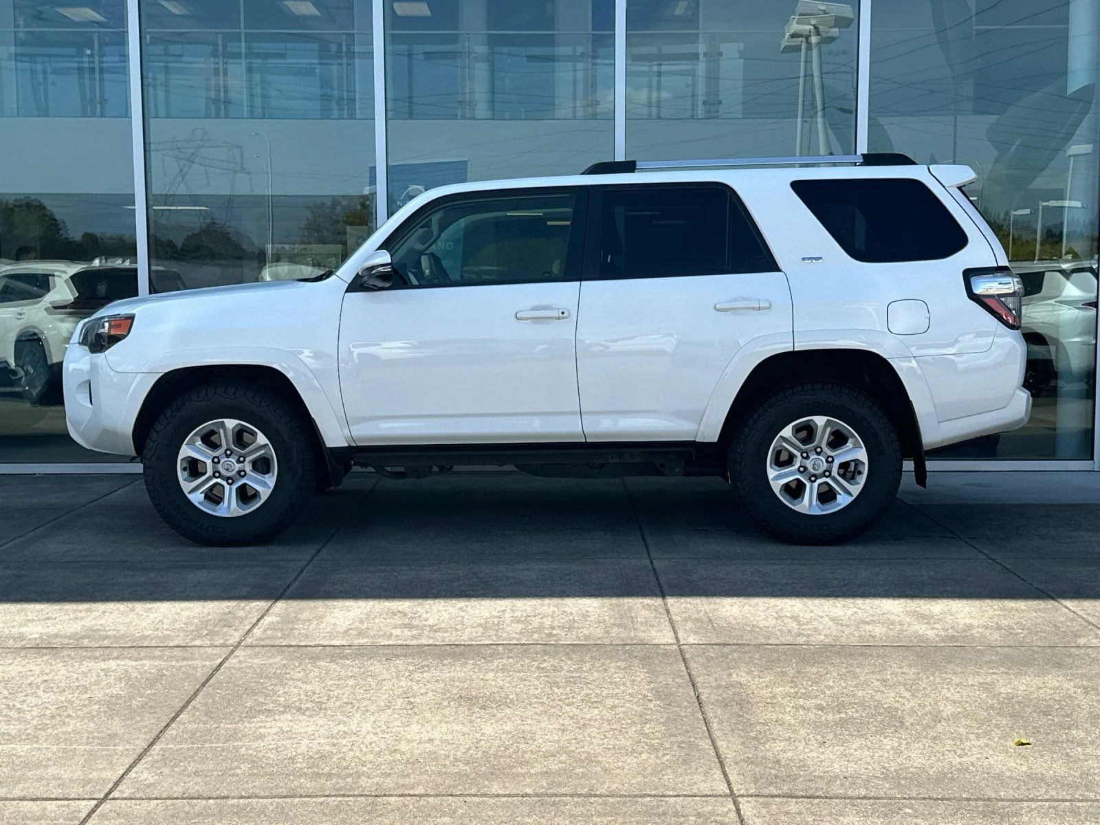 Used 2023 Ice Toyota SR5 Premium image 6