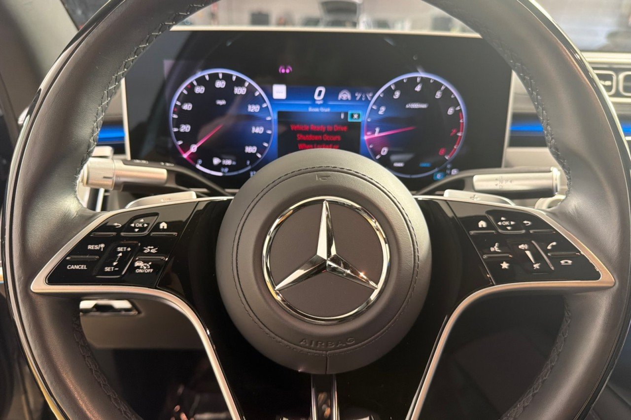 Certified Used 2024 Cirrus Silver Metallic Mercedes-Benz Maybach S 580 image 22