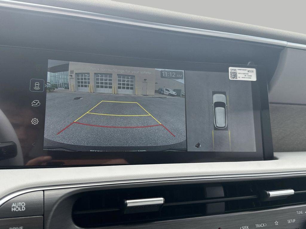 New 2026 Titan Green Hyundai Limited FWD image 18
