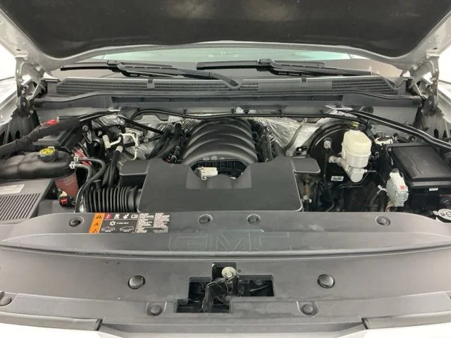 Used 2018 Quicksilver Metallic GMC SLE image 25