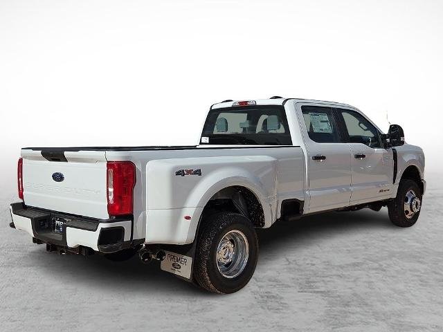 New 2026 Oxford White Ford F-350® XL image 36