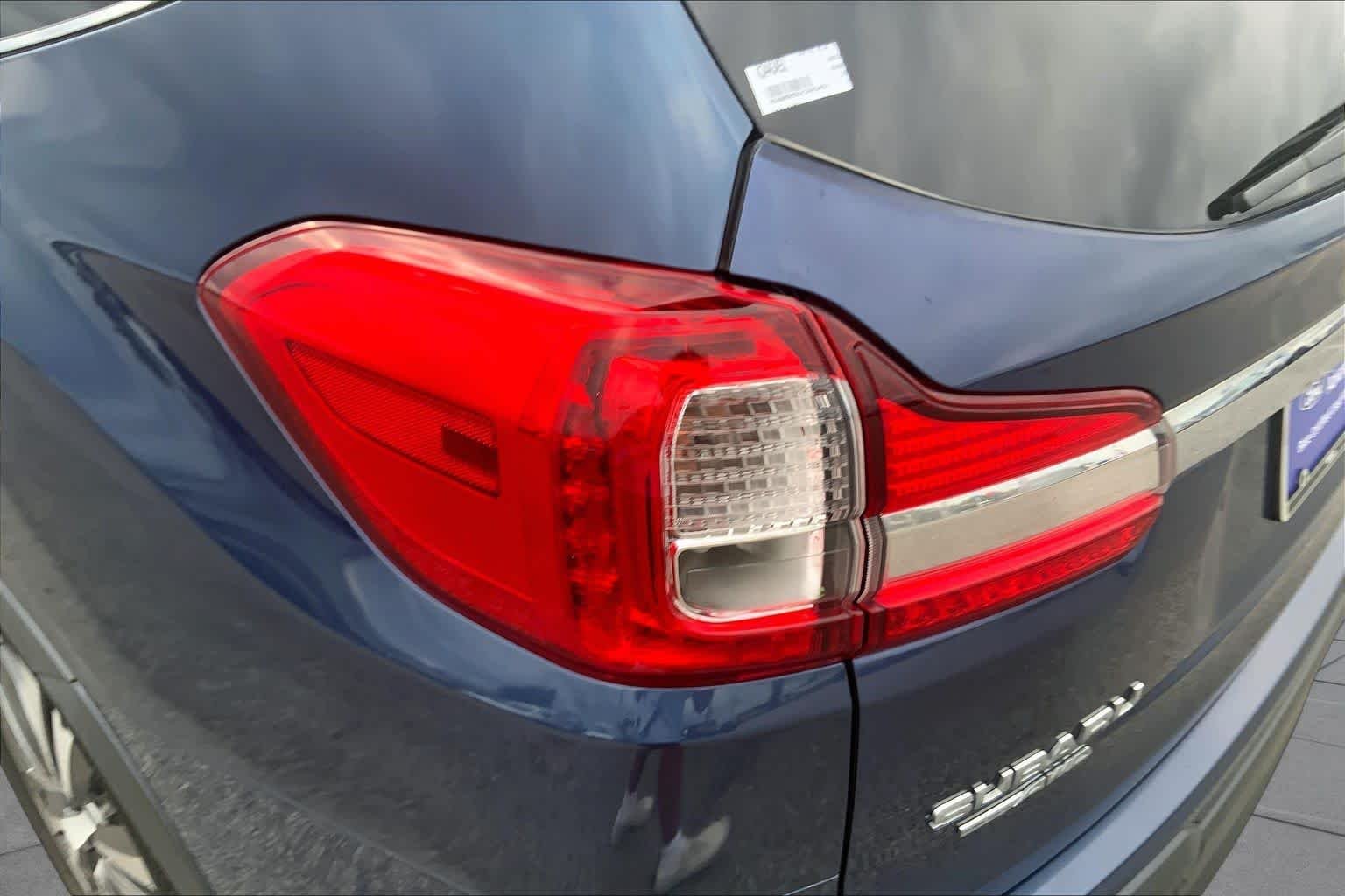 Certified Used 2019 Abyss Blue Pearl Subaru Limited image 29