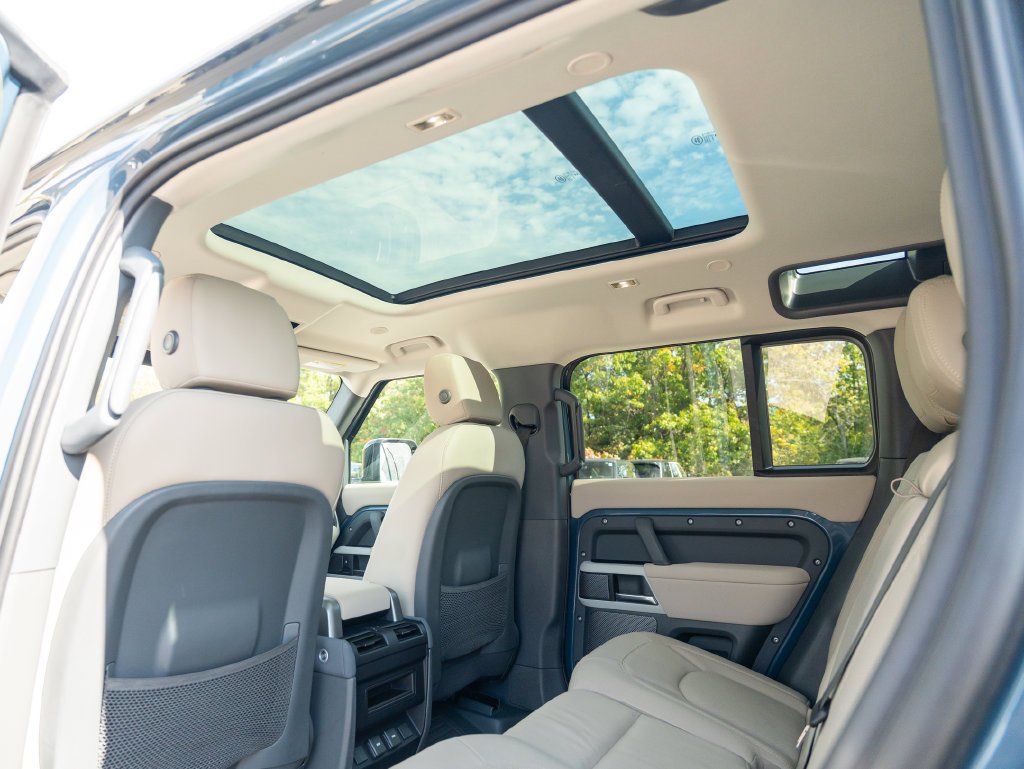 Certified Used 2023 Blue Land Rover S image 35