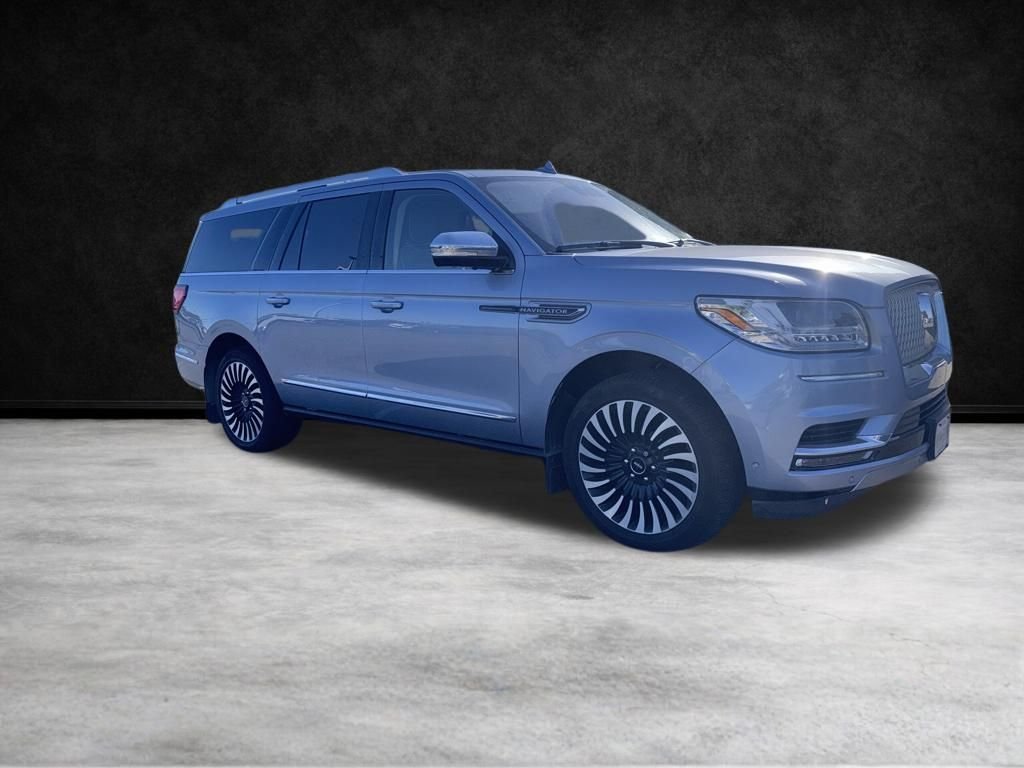 Used 2020 Crystal Blue Lincoln Black Label image 8