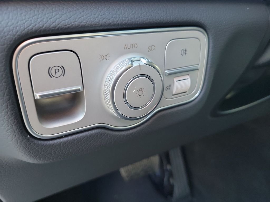 New 2026 Selenite Grey Metallic Mercedes-Benz GLE 350 image 24