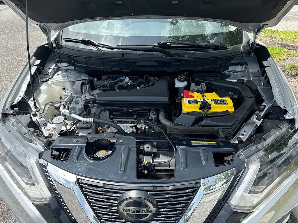 Used 2019 Silver Nissan SV image 30