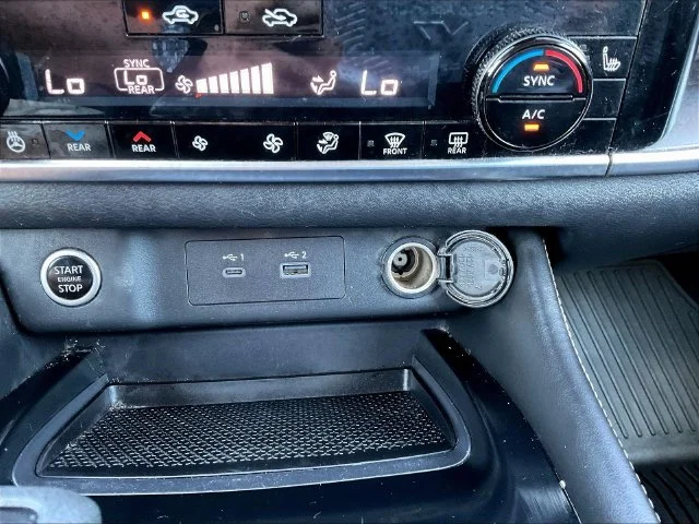 Used 2021 Red Nissan SL image 18