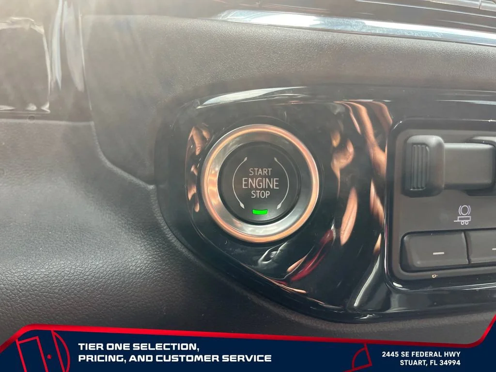 Used 2024 Summit White Chevrolet LTZ image 28
