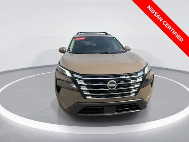 Used 2024 Beige/tan Nissan SV image 3