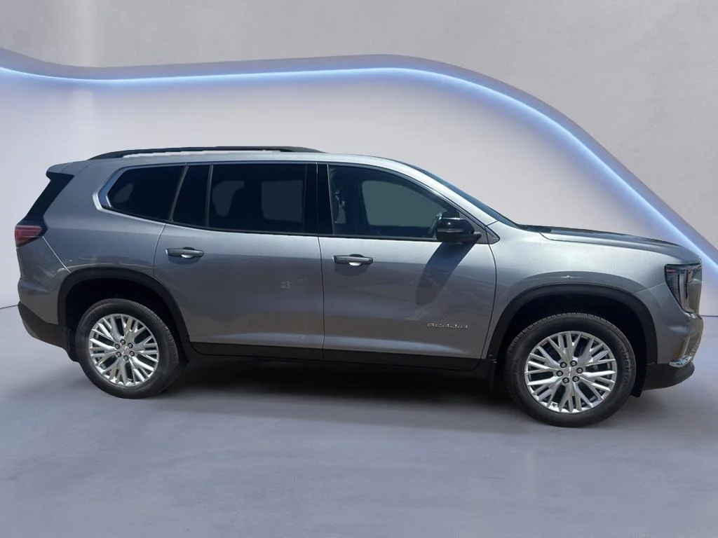 New 2026 Sterling Metallic GMC Elevation image 5