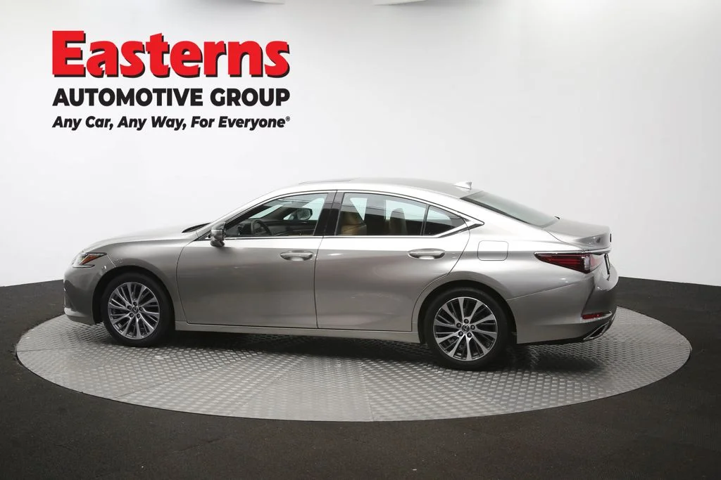 Used 2021 Silver Lexus 350 image 62