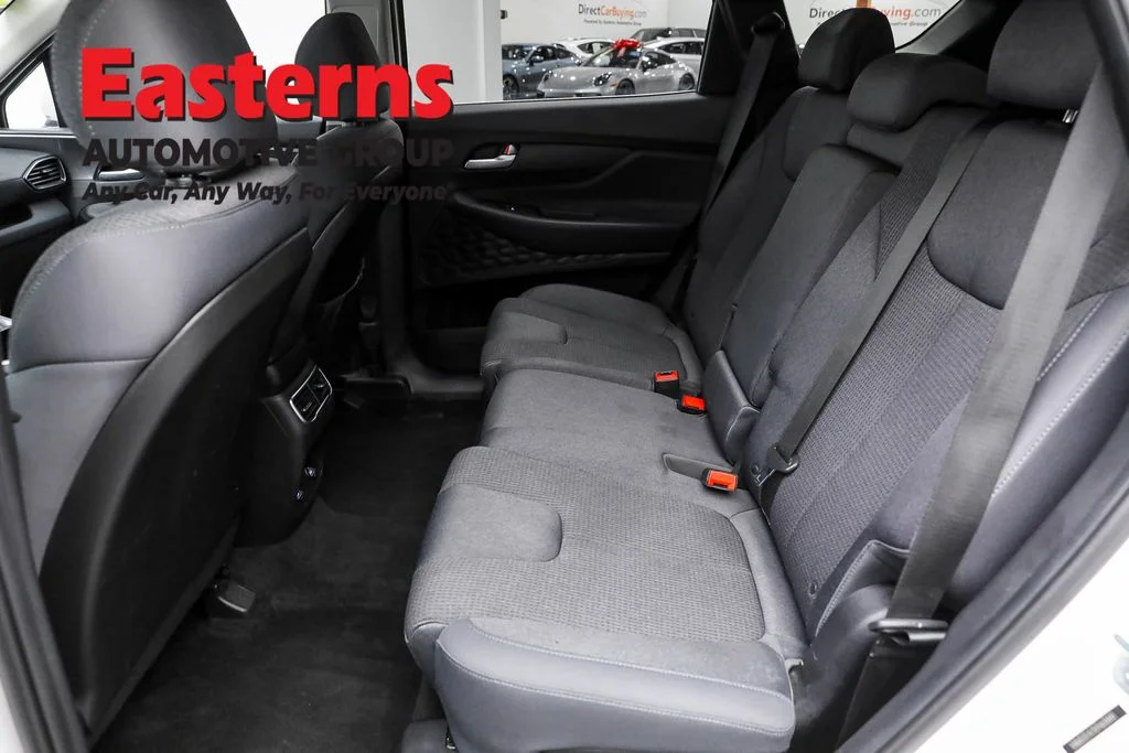 Used 2023 White Hyundai SEL image 21