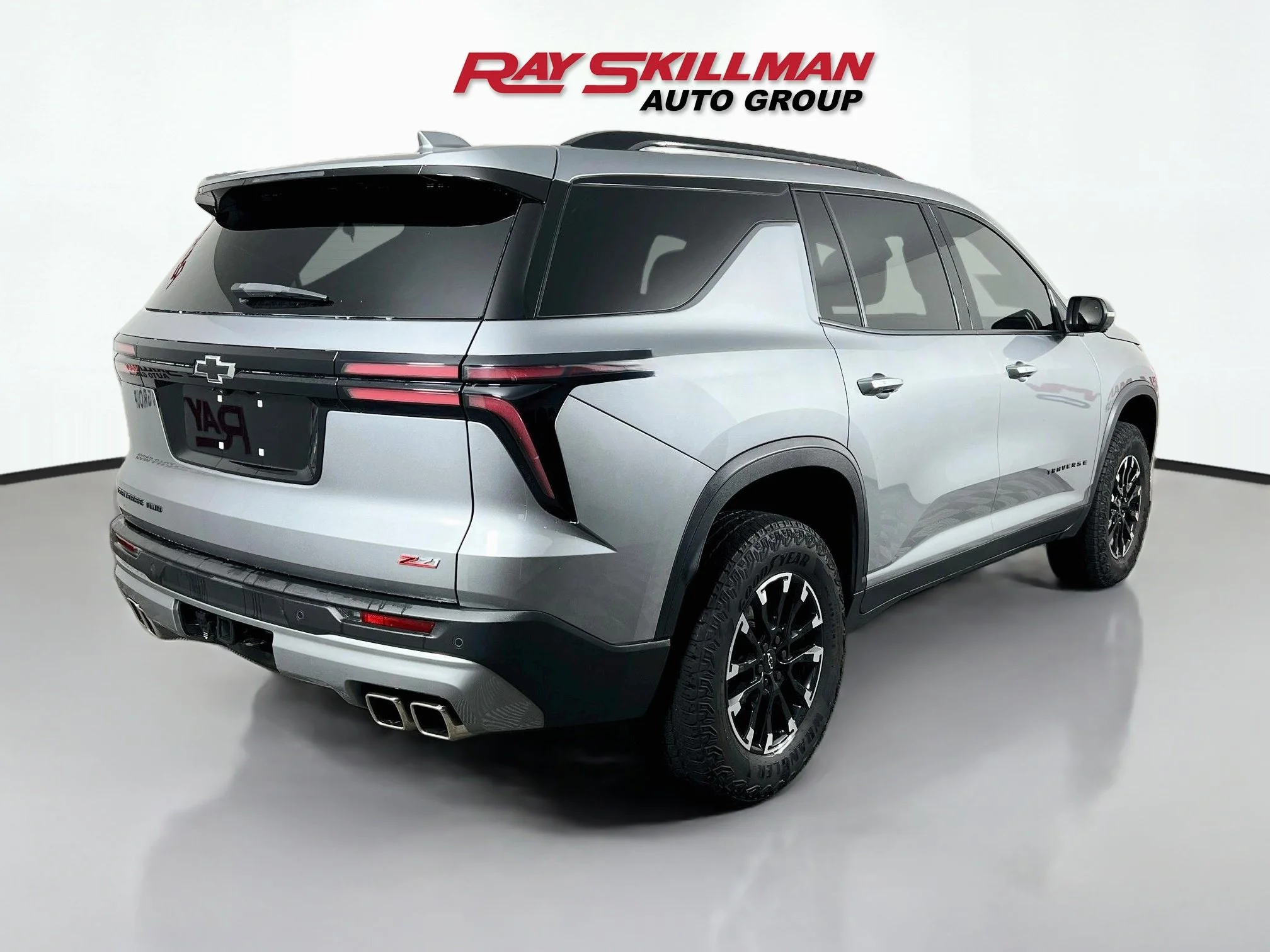 Used 2025 Sterling Gray Metallic Chevrolet AWD Z71 image 7