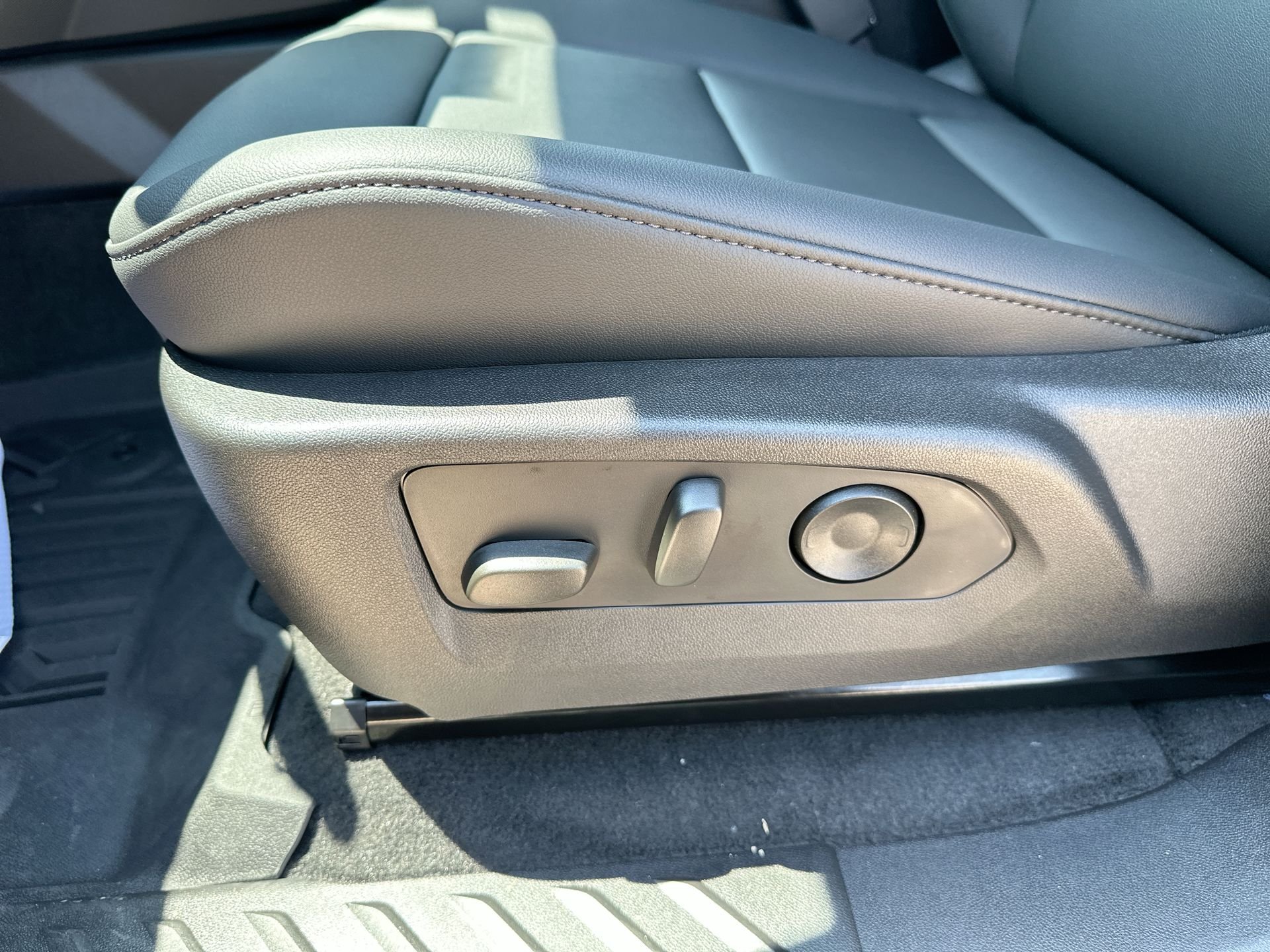 2026 Chevrolet Colorado Trail Boss Gray at Spitzer Autoworld Chevy Buick GMC Cadillac