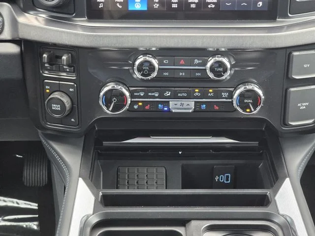New 2026 Glacier Gray Metallic Tri-Coat Ford F-350® Platinum® image 15