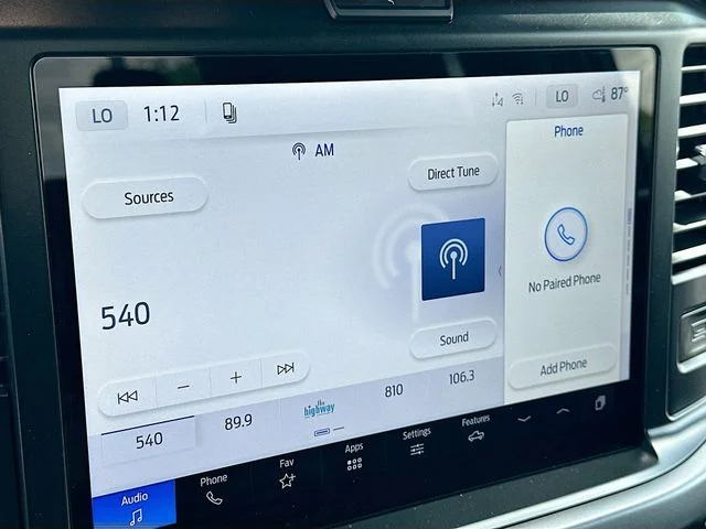 New 2026 Silver Metallic Ford XLT image 9