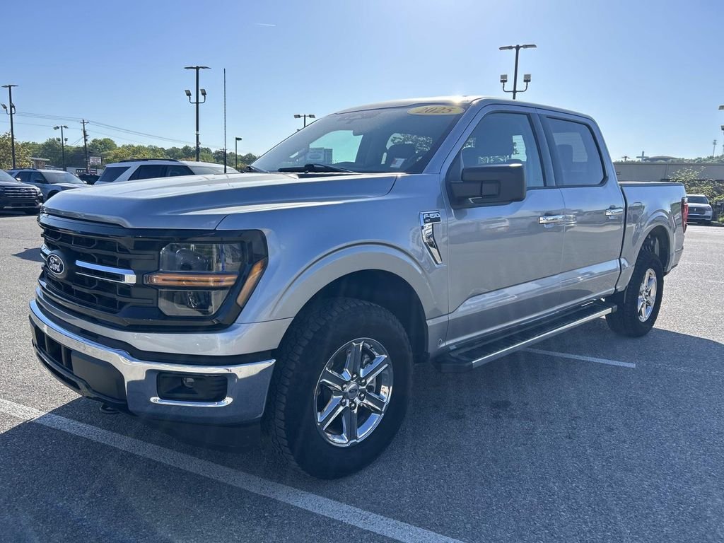 Certified Used 2025 Iconic Silver Metallic Ford XLT image 8