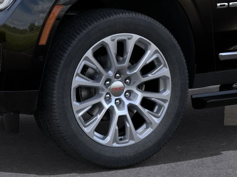 2026 GMC Yukon XL Denali - Photo 9