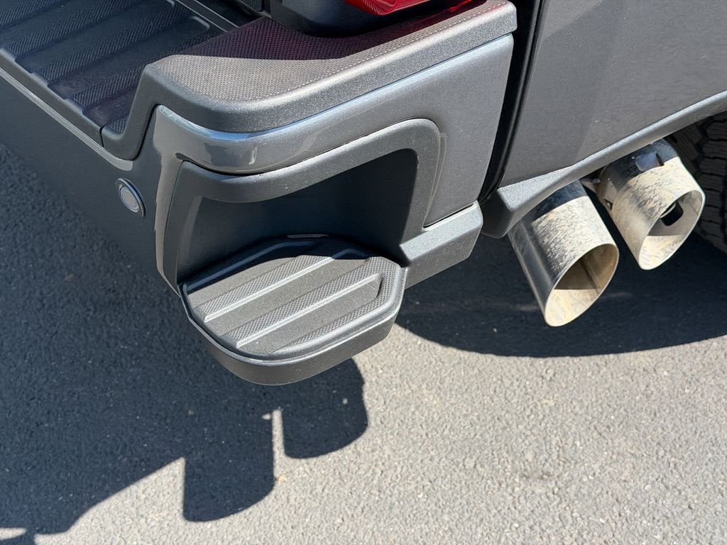New 2026 Carbonized Gray Metallic Ford F-250® Lariat® image 10