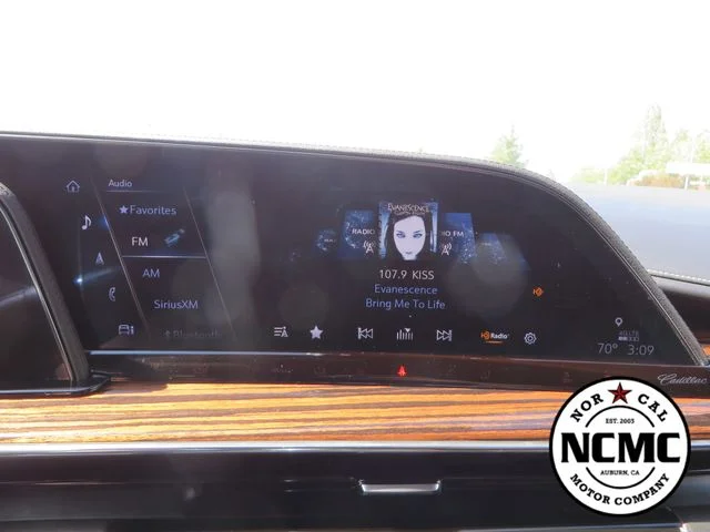 Used 2023 White Cadillac Premium Luxury image 25