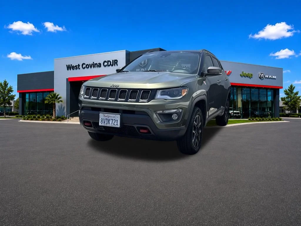 Used 2021 Green Jeep Trailhawk image 3