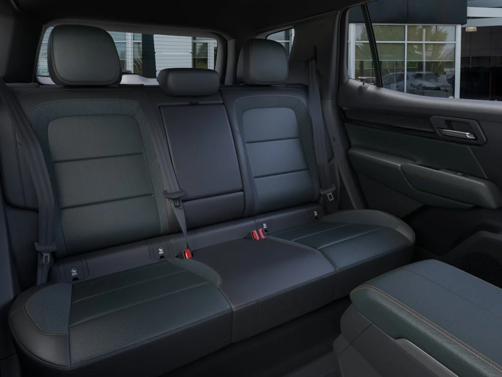 New 2027 Sterling Metallic GMC AT4 image 17