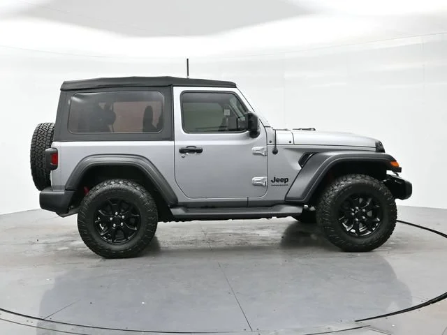 Used 2020 Billet Silver Metallic Clearcoat Jeep Willys Sport image 8