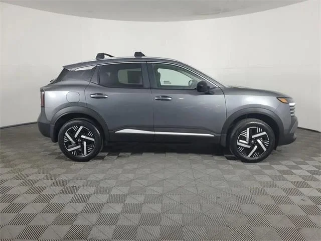Used 2026 Gray Nissan SV image 4