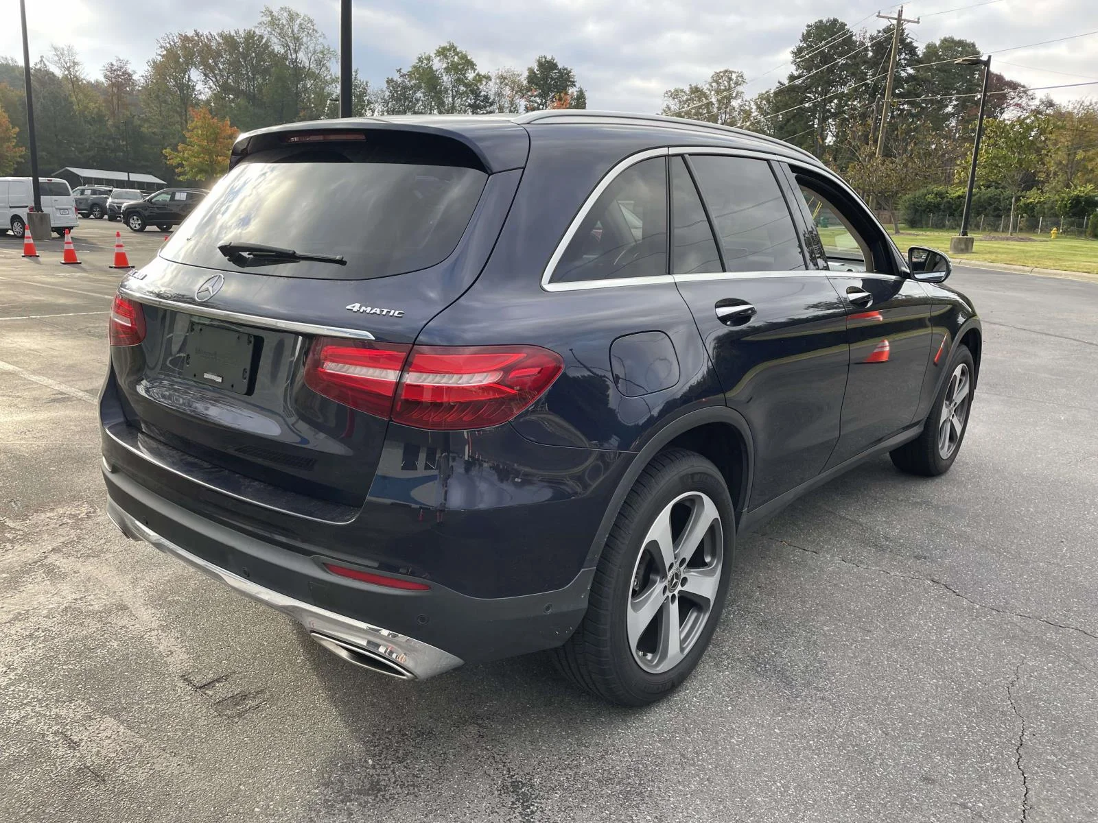 Used 2019 Blue Mercedes-Benz GLC 300 image 6