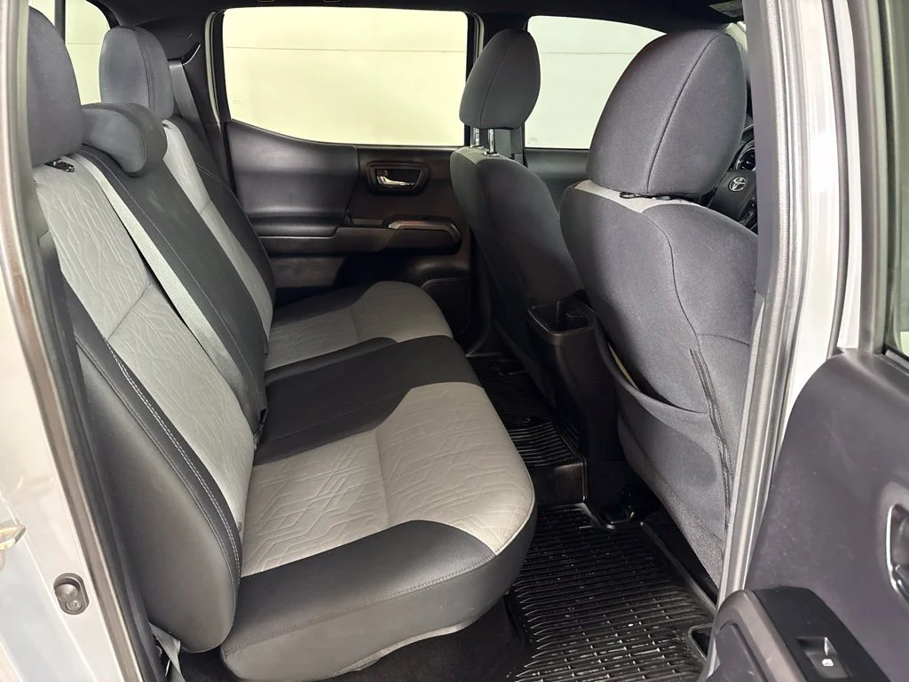Used 2020  Toyota TRD Off-Road image 23