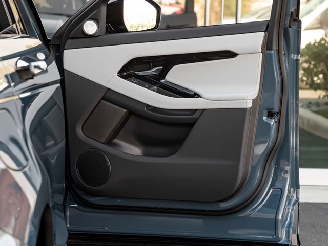 New 2026 Tribeca Blue Land Rover Hoxton Edition image 33