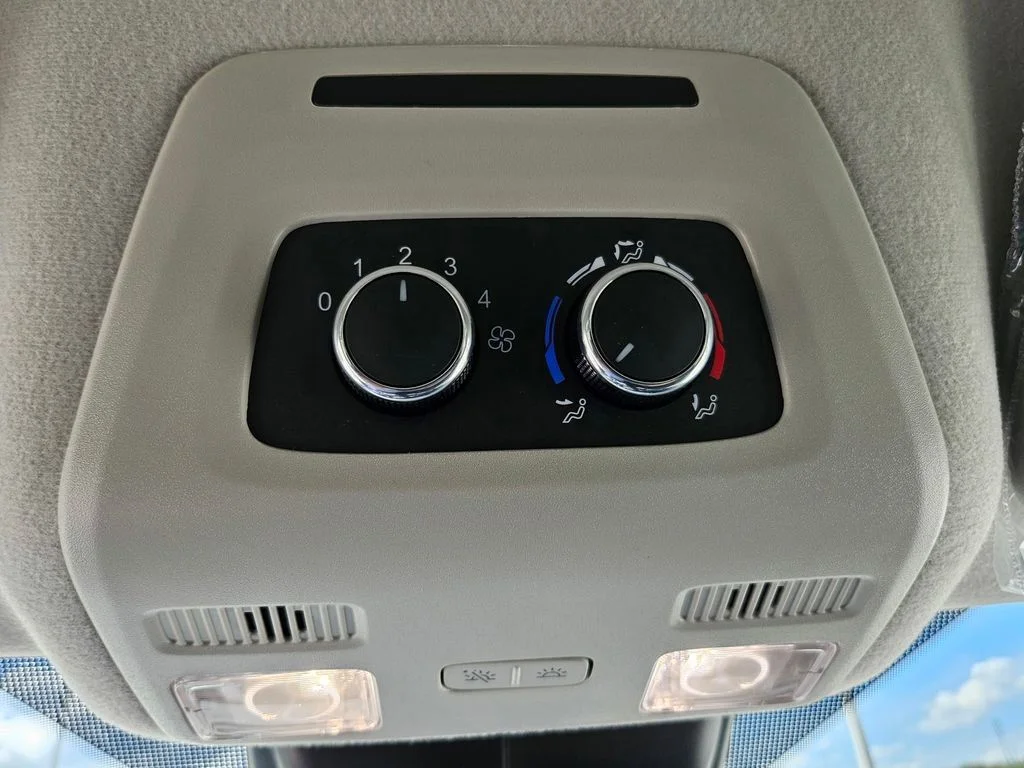 2025 Ford Transit Passenger Van XL - Photo 18
