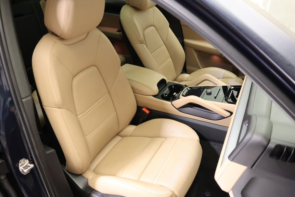 Used 2024 Algarve Blue Metallic Porsche Base image 43