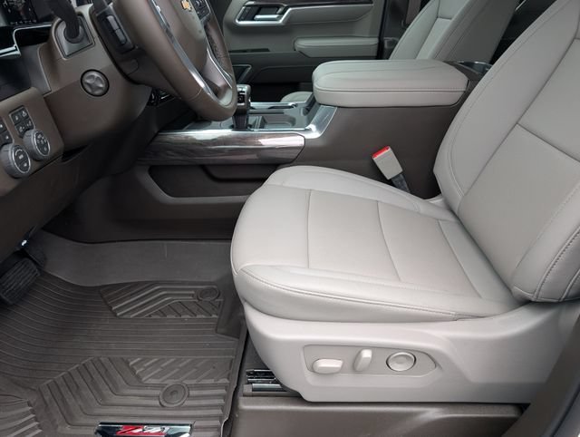 2026 Chevrolet Silverado 1500 LTZ - Photo 14