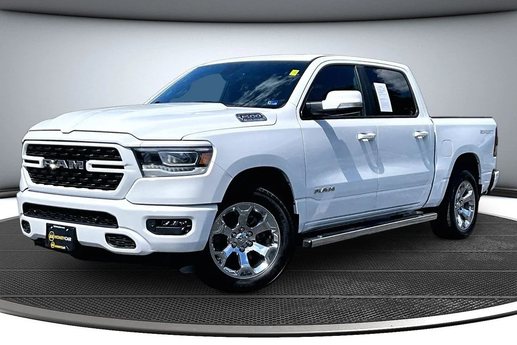 Certified Used 2022 White Ram Big Horn/Lone Star image 3