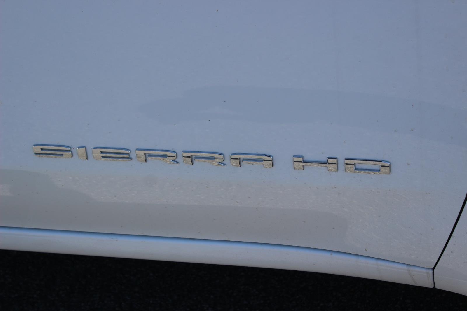New 2026 Summit White GMC Pro image 7