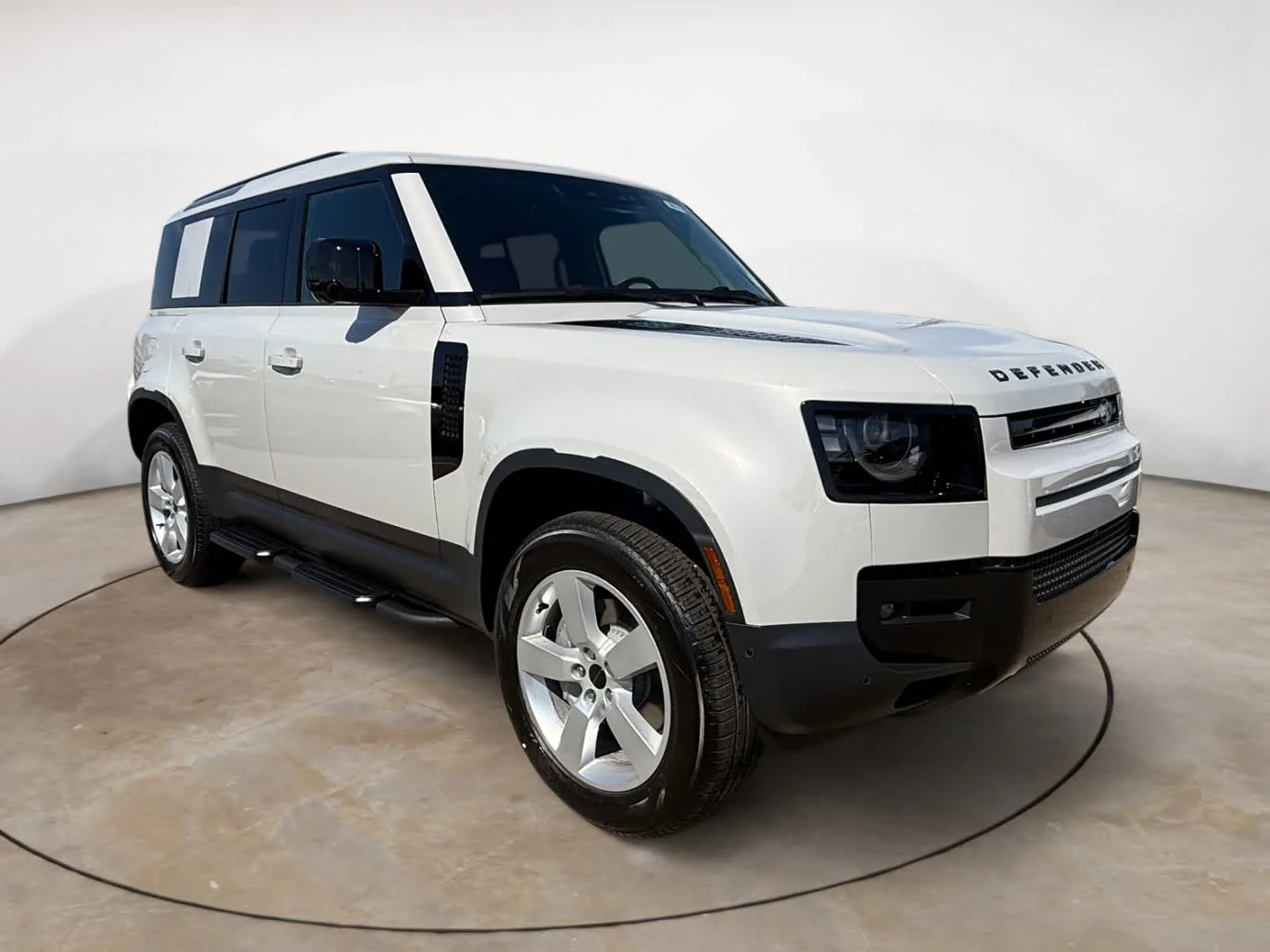 New 2026 Borasco Grey Land Rover S image 7