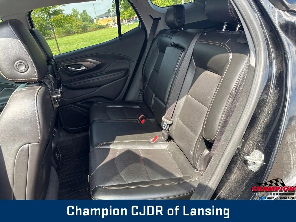 Used 2019 Black GMC SLT image 15