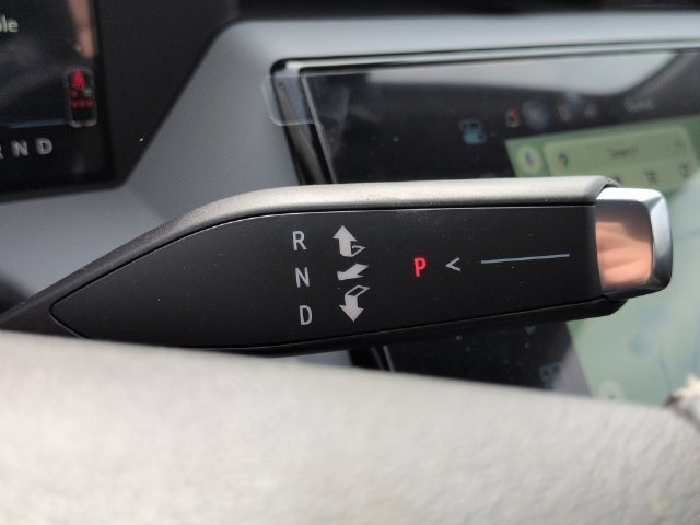 2027 Chevrolet Bolt RS - Photo 18