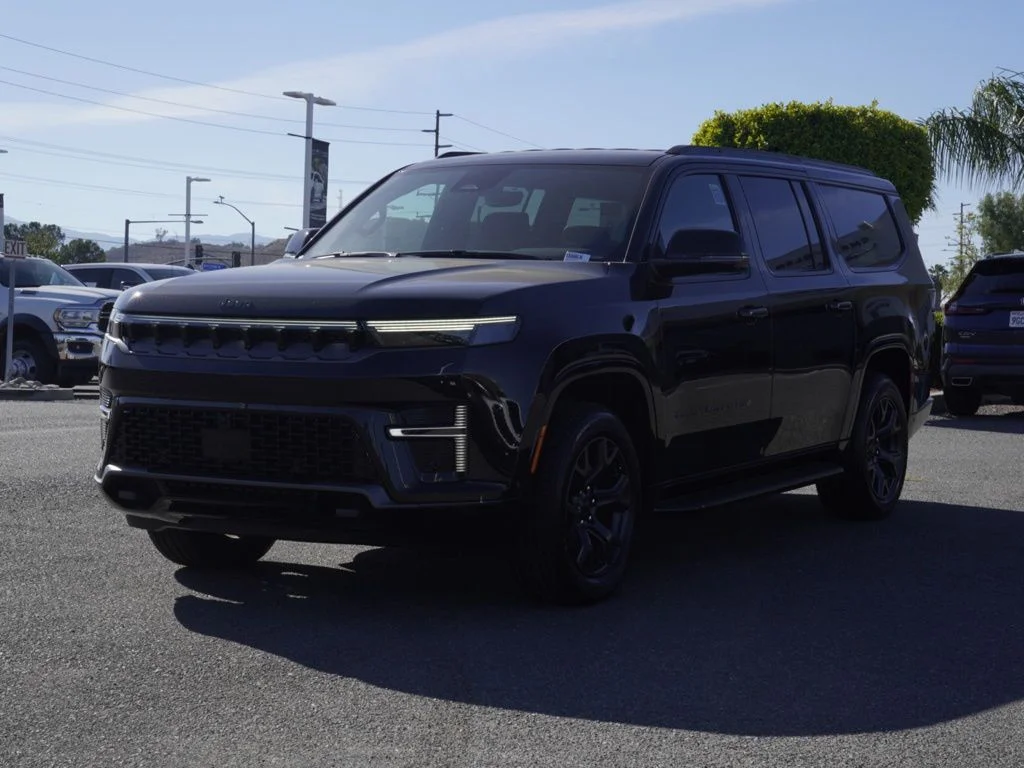 New 2026 High Gloss Black Jeep Limited Altitude 4X4 image 8