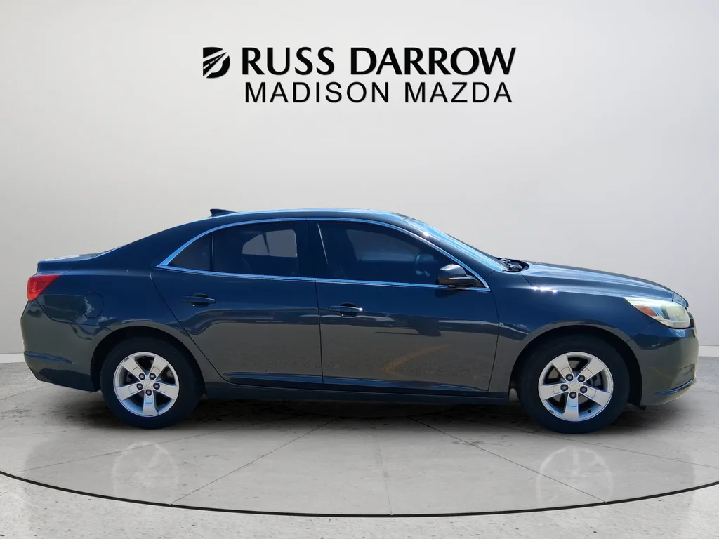 Used 2015 Gray Chevrolet LS image 7