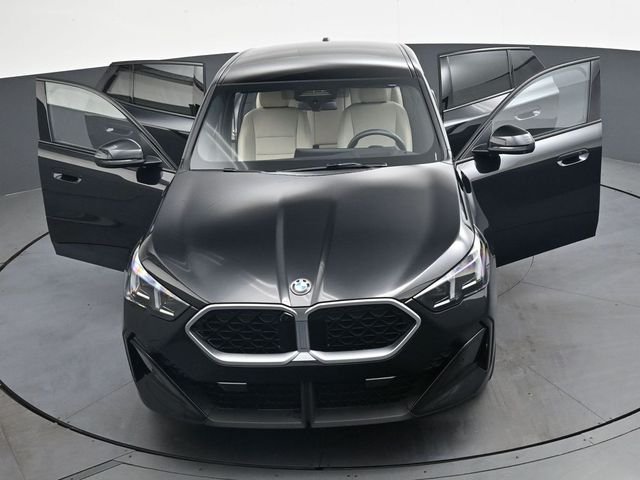 Used 2025 Black BMW xDrive28i image 39