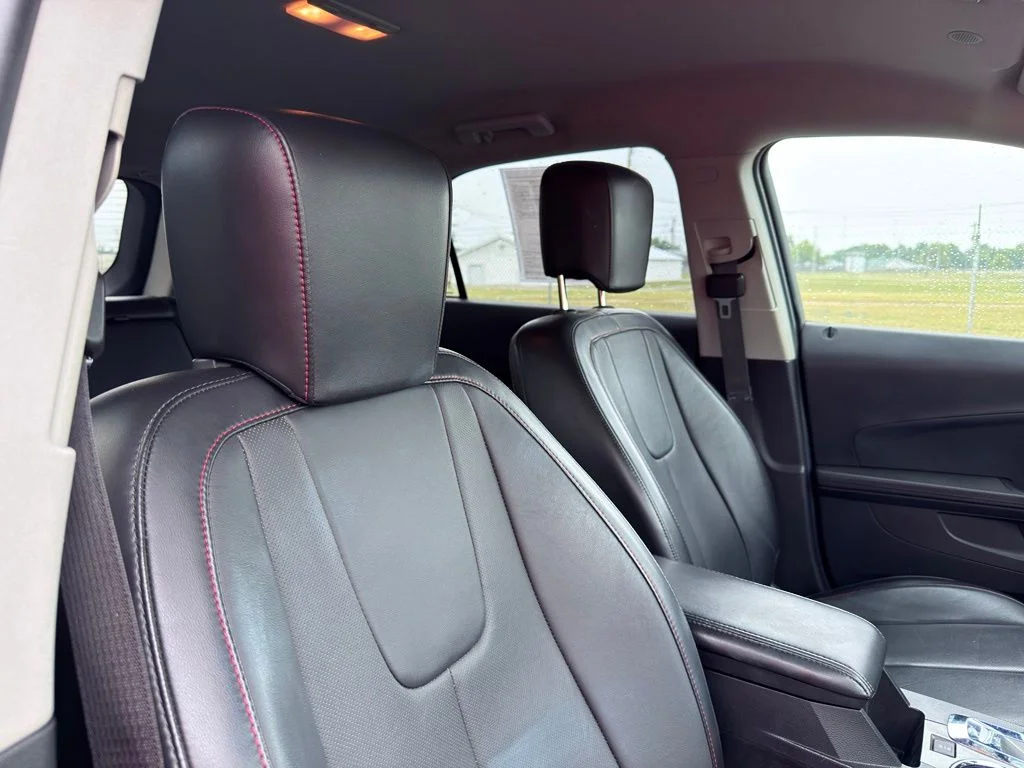 Used 2017 Red Chevrolet Premier image 31