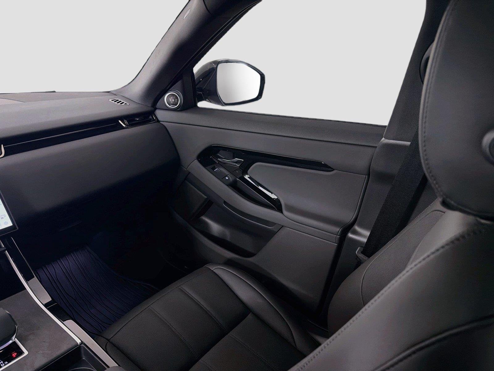 New 2026 Fuji White Land Rover Core S image 24