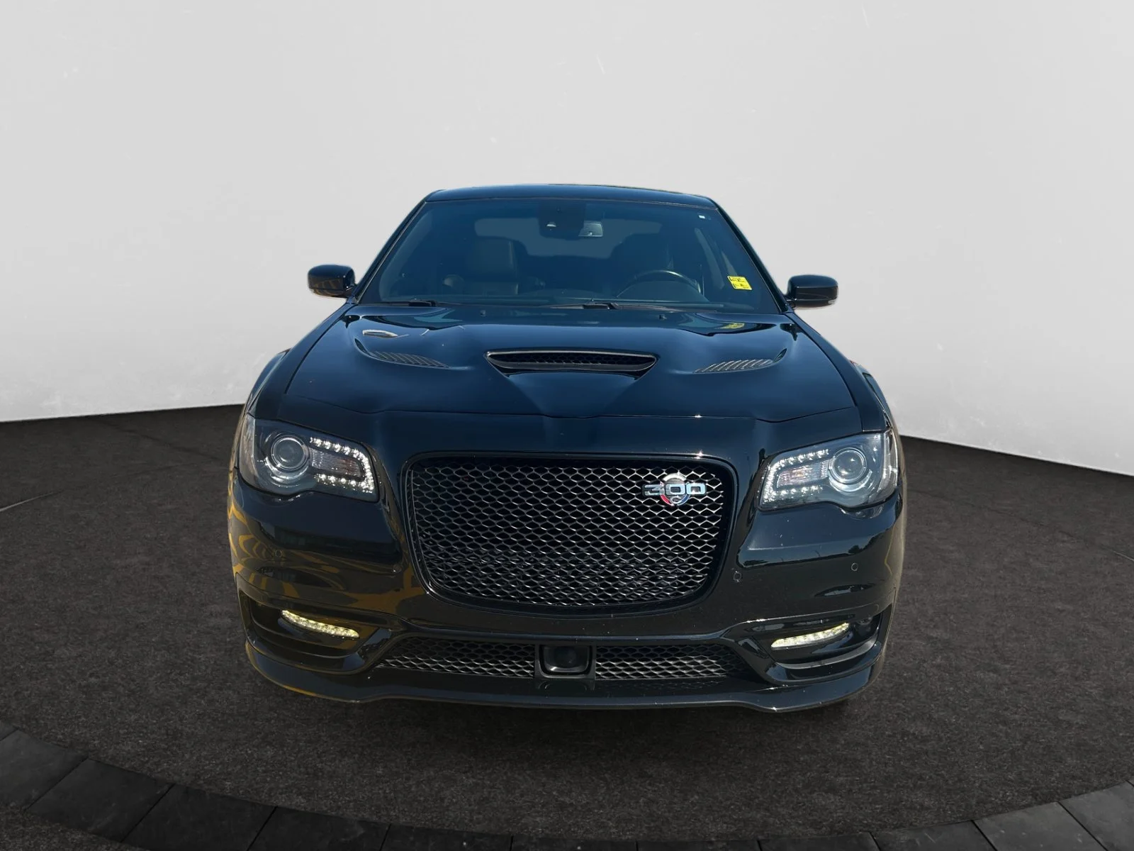 Used 2023 Gloss Black Chrysler 300C image 8
